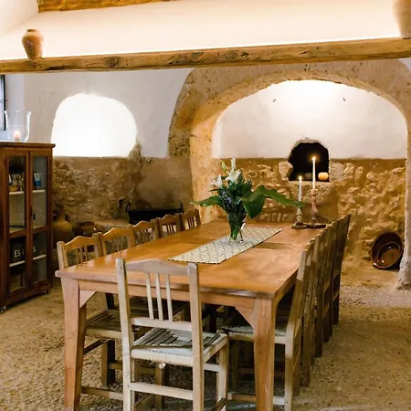 Es Cabas 3* Santa Maria del Cami (Mallorca)